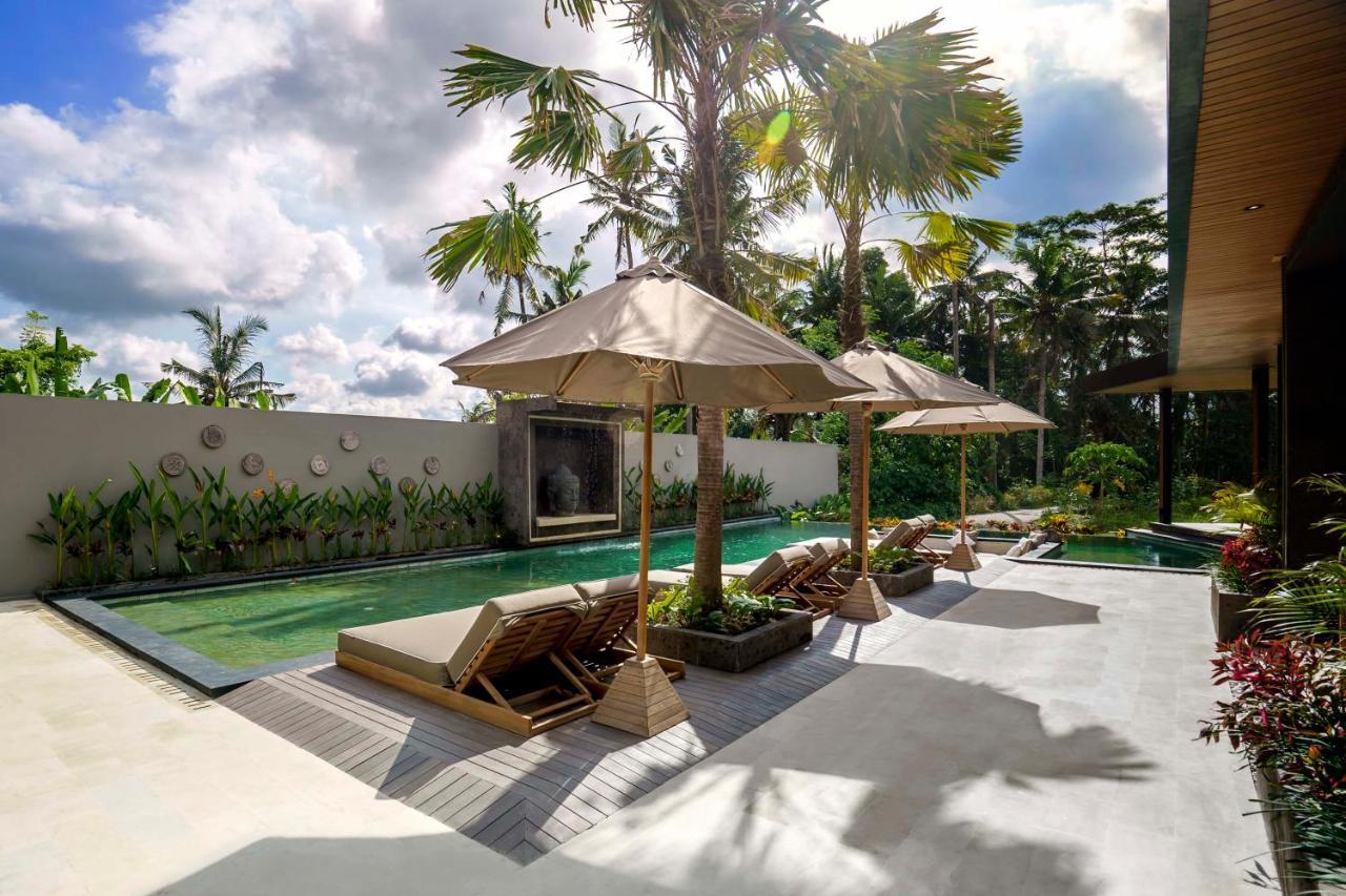 Villa Lembah Giri *