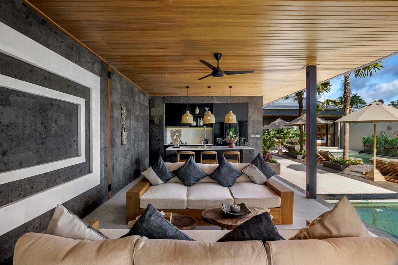 Lembah Giri Villa
